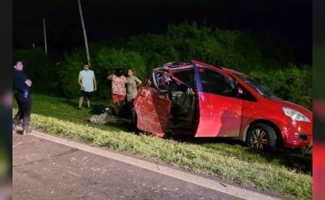 Ruta 19: Reventón de un neumático y choque contra una columna;  un muerto