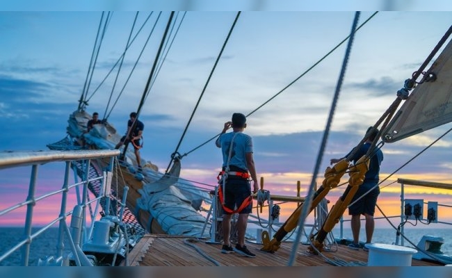 La fragata ARA “Libertad” arribó a la ciudad de Mar del Plata