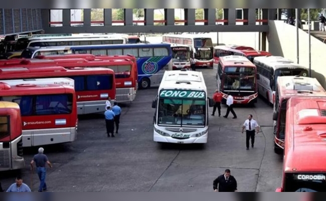 Transporte interurbano: Aoita levantó el paro de este jueves
