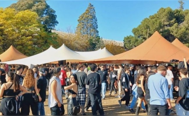 La Municipalidad clausuró el predio Corazón de María por una fiesta clandestina