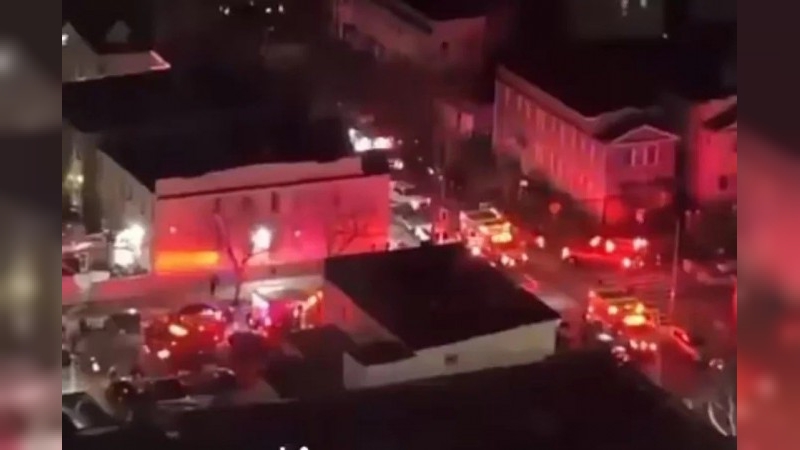 Tiroteo frente a un club nocturno de Nueva York: 11 heridos