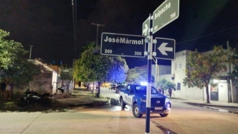 Motociclista sufre lesiones leves tras chocar con una camioneta en San Francisco