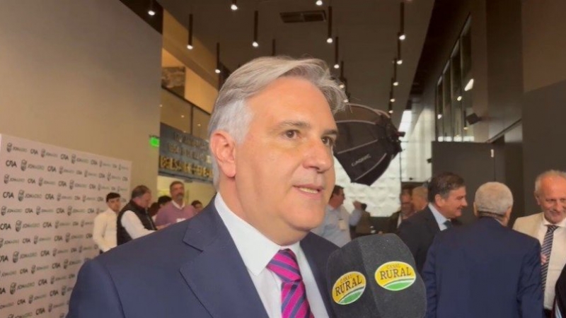 Llaryora reiteró su pedido de eliminar las retenciones al campo, reclamó una nueva ley de Biocombustibles y defendió la Agenda 2030