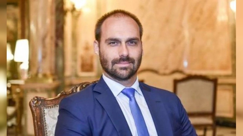 La Corte de Brasil investiga al hijo de Bolsonaro por pedir intervención y sanciones de Estados Unidos