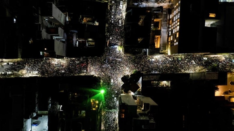 Cristina Kirchner busca demostrar su liderazgo con una marcha masiva, sin romper las condiciones de su prisión