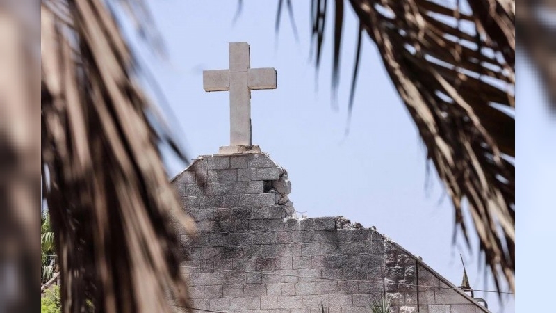 El Papa expresó su pesar por las víctimas del ataque a la parroquia en Gaza
