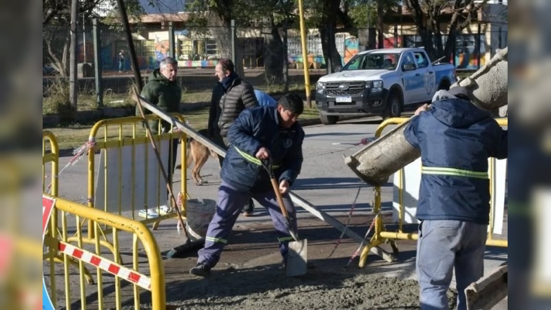 Acentúan el plan integral de bacheo de San Francisco