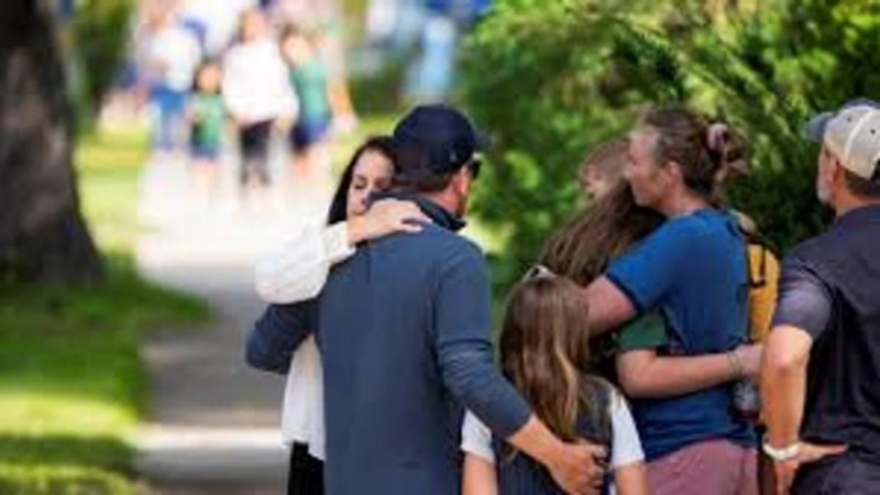 Dos niños muertos y 17 heridos tras un tiroteo en una escuela de Minneapolis