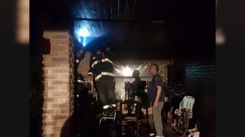 Se incendió un cielorraso en una vivienda de Morteros