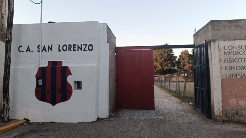 Un nene de 13 años murió tras descompensarse en un entrenamiento de fútbol en un club de Córdoba
