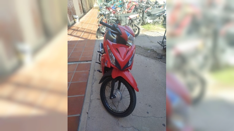 La polic&iacute;a recuper&oacute; moto con pedido de secuestro vigente 