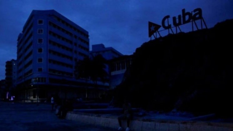 Cuba inicia una lenta recuperación de su red tras sufrir un nuevo apagón total en toda la isla