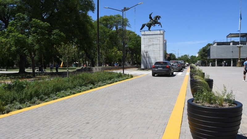 Apertura de avenida del Libertador y paso peatonal y bicisenda en altura, dos obras p&uacute;blicas apropiadas por los vecinos