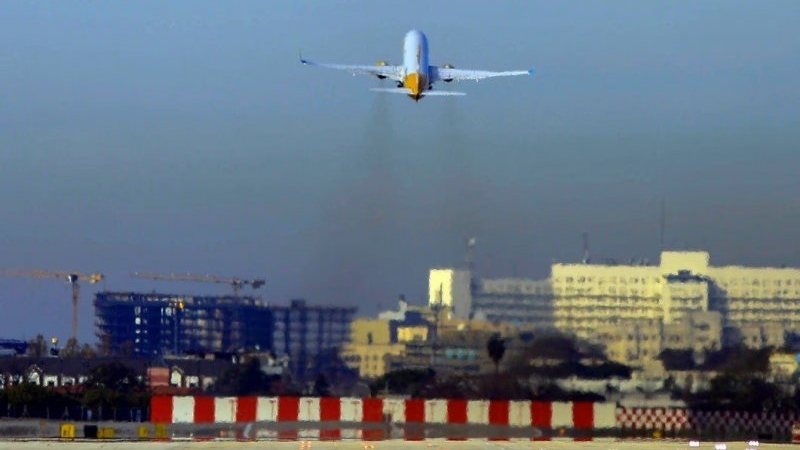 Flybondi: informe cr&iacute;tico de situaci&oacute;n, colapso operativo, desamparo del usuario y sospechas de protecci&oacute;n pol&iacute;tica