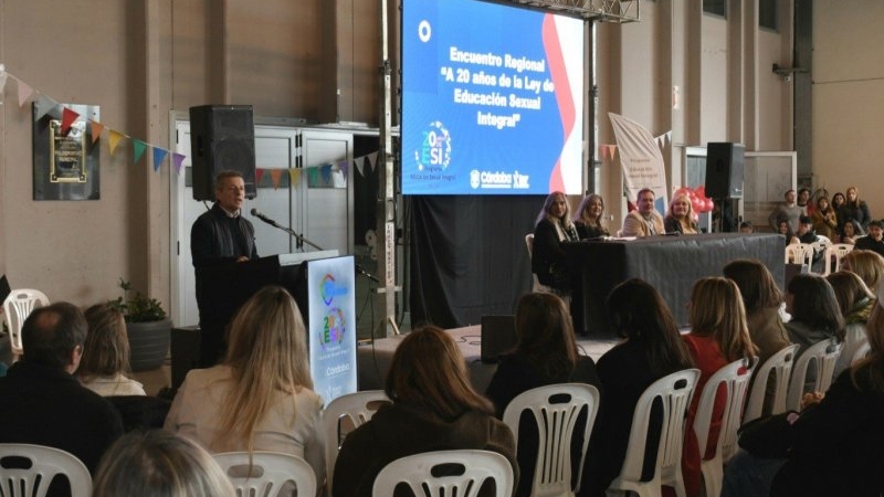M&aacute;s de 300 personas participaron de una jornada de ESI en el Superdomo