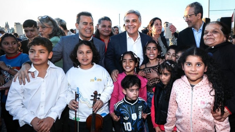  Llaryora anunci&oacute; un refuerzo econ&oacute;mico adicional para espacios de toda la provincia