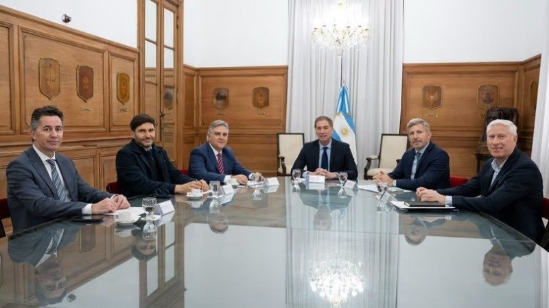 Reforma electoral, entre la necesidad del Gobierno y las realidades provinciales que se imponen