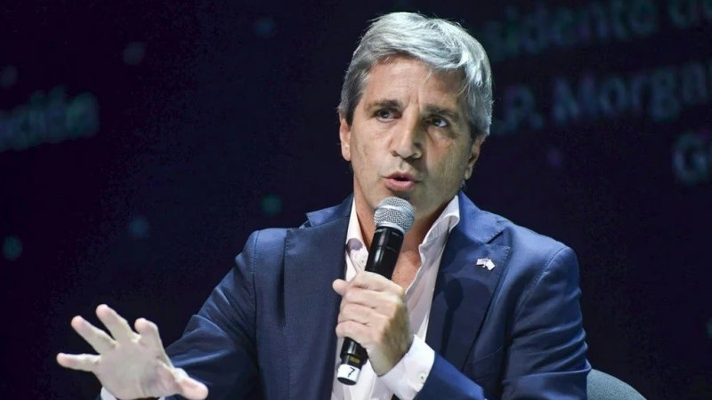 Luis Caputo destacó el respaldo de Estados Unidos y la fuerte acumulación de reservas