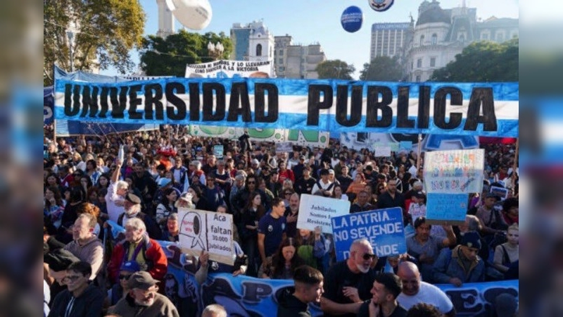 Nuevo paro nacional docente de 72 horas: universitarios vuelven a exigir la aplicaci&oacute;n de la Ley de Financiamiento