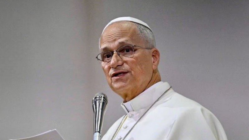 El Papa ya se despertó de la intervención quirúrgica y tendrá un posoperatorio de una semana