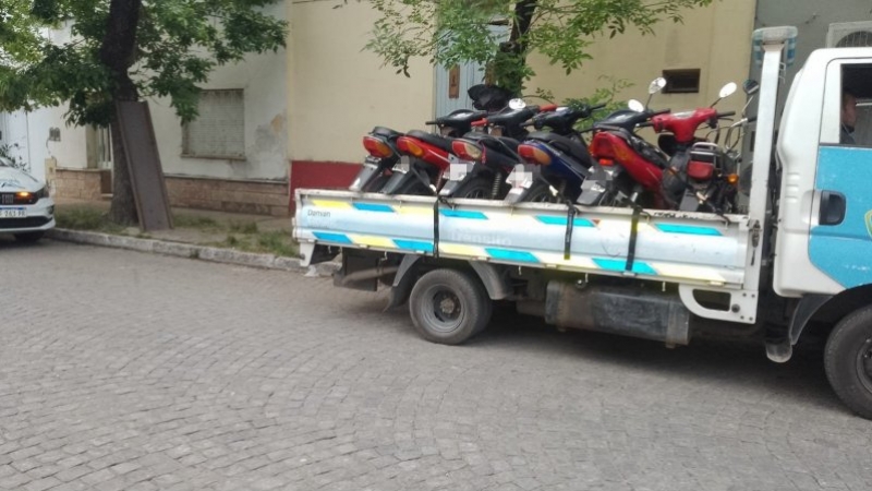Secuestraron nueve motocicletas en un operativo de control vehicular