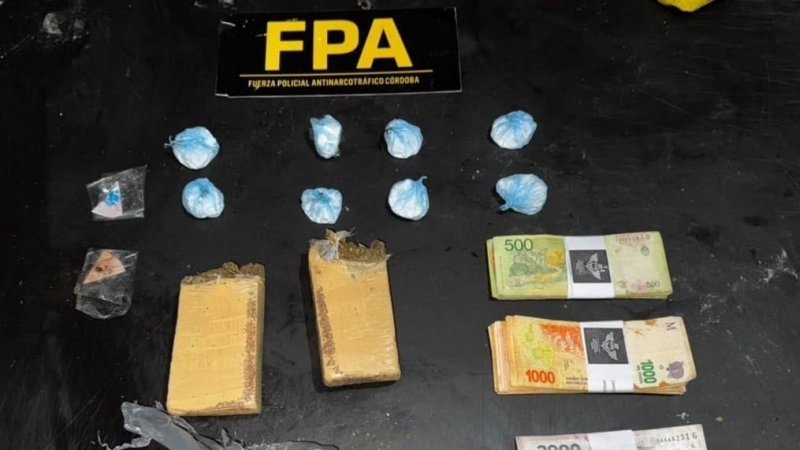 C&oacute;rdoba: FPA secuestr&oacute; 2000 dosis de estupefacientes y detuvo a siete personas en Barrio Villa Siburu
