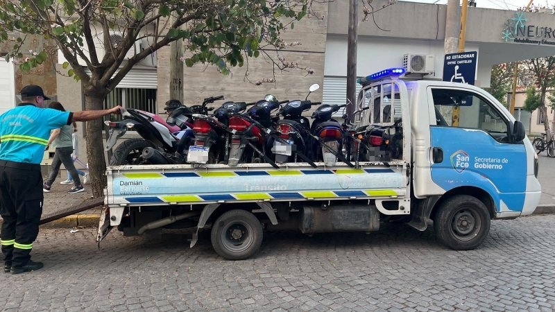 Secuestraron 11 motocicletas durante un control en barrio Catedral